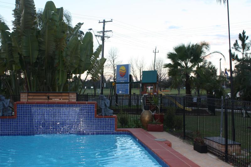 Country Plaza Motel Taree Exterior foto